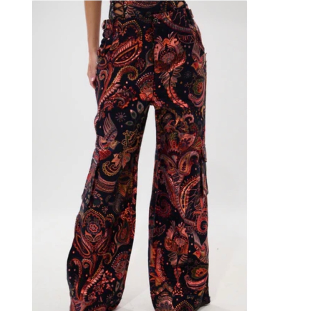 AKIRA FALL VIBES BROCADE TROUSER Size XLXL